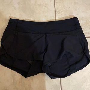 Lululemon speed shorts black - size 6